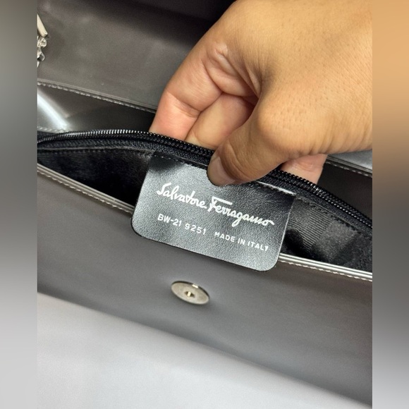 Salvatore Ferragamo Metallic Silver Leather Shoulder Bag - Picture 14 of 14